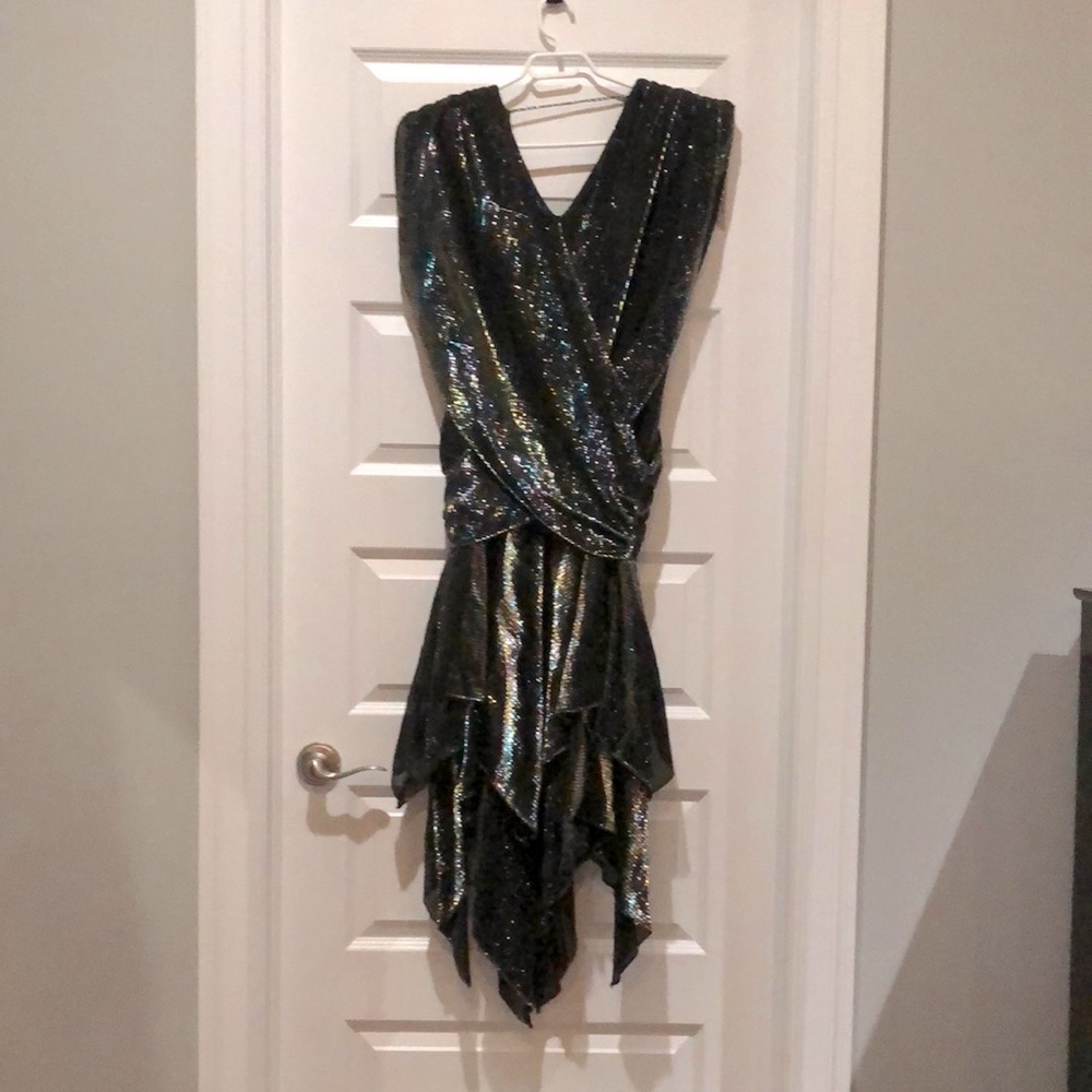 Vintage dress w/removable shoulder pads